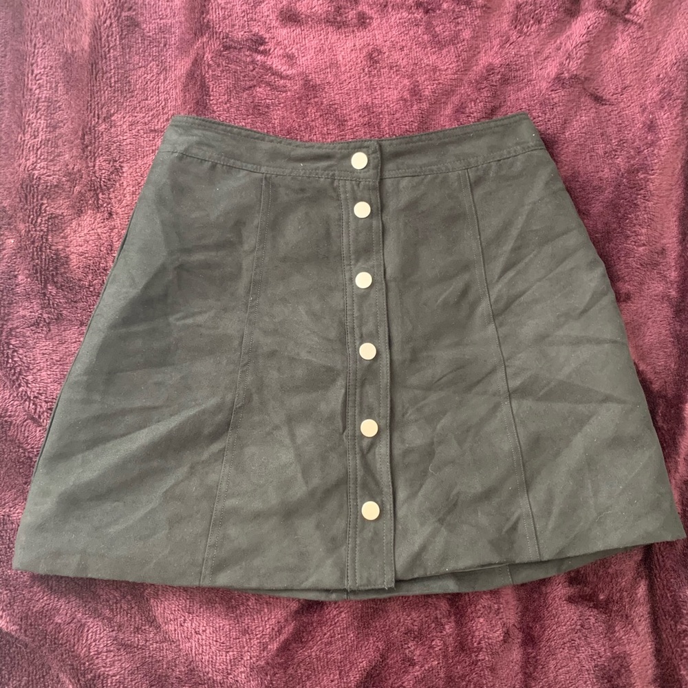 Forever 21 black skirt